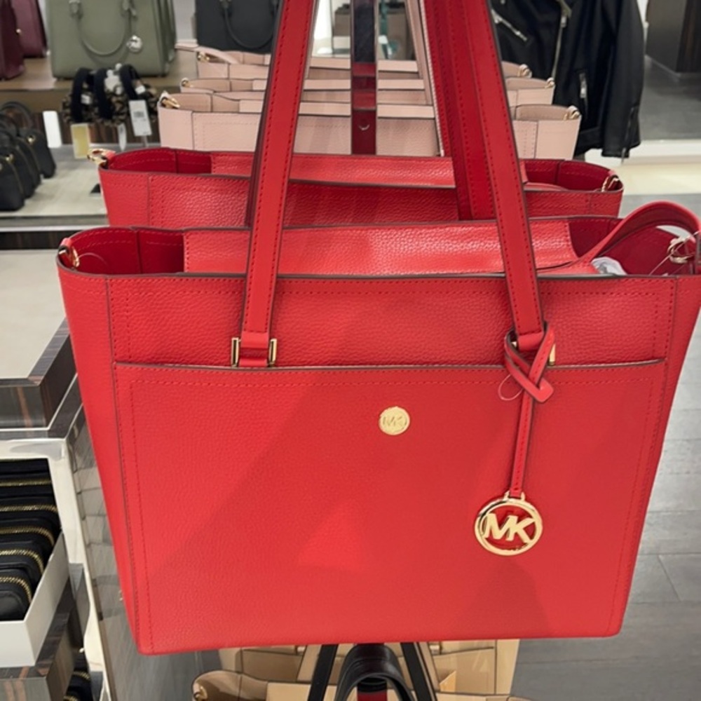 Michael Kors Maisie Large Pebbled Leather 3-in-1 Tote Bag
